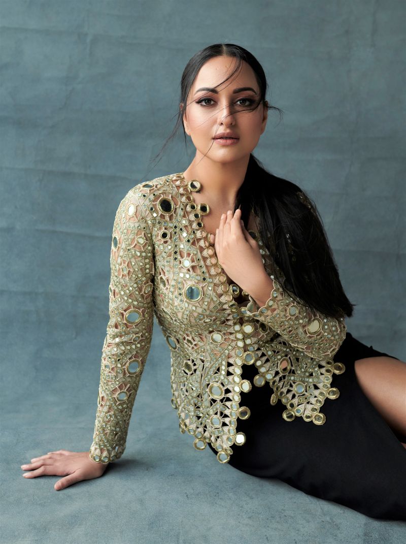 800px x 1071px - Sonakshi Sinha in legal trouble : The Tribune India