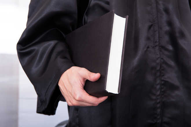 New lawyers get enrolment certificates
