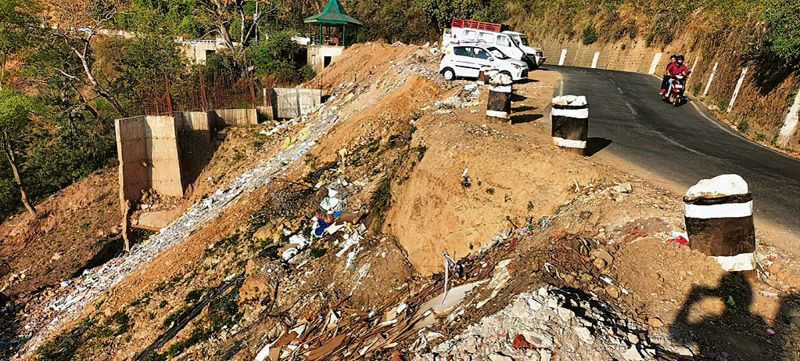 McLeodganj-Dharamsala road stretches sink
