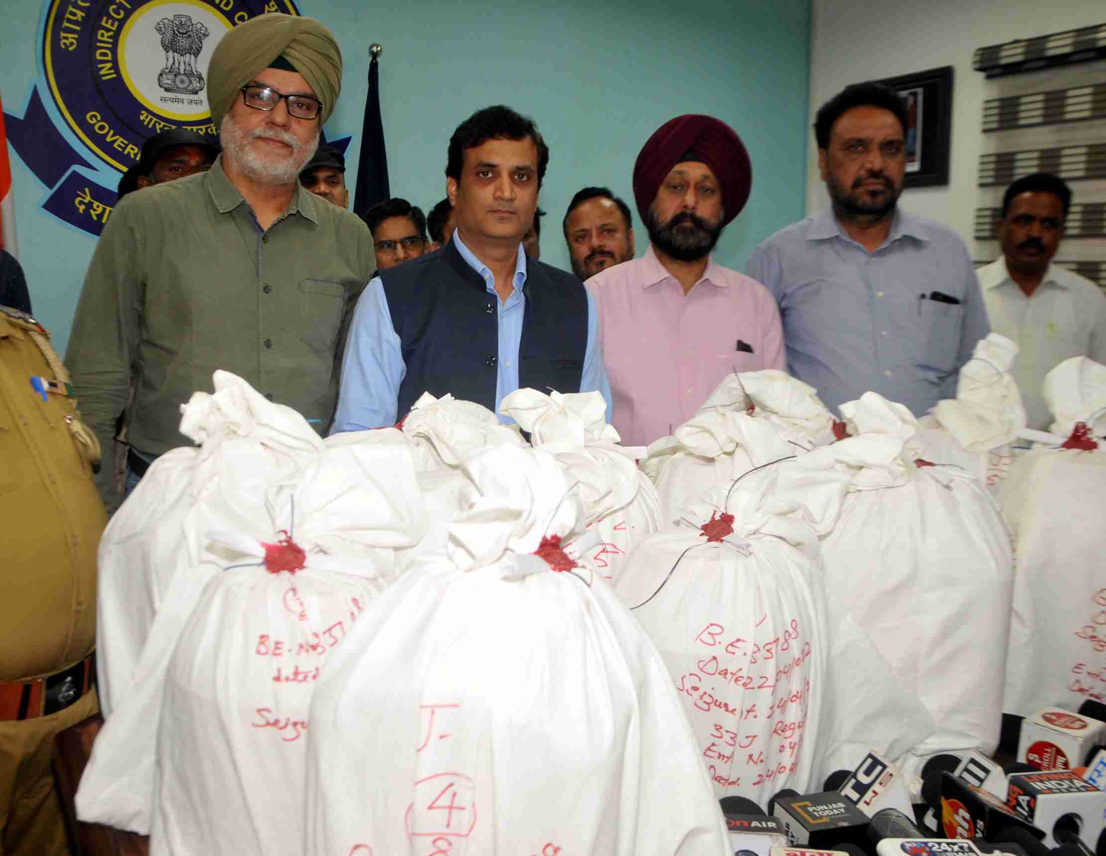 Amritsar customs seizes over 100-kg heroin concealed in 'mulethi' consignment from Afghanistan