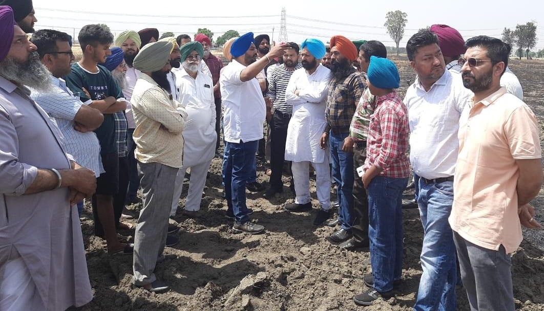 32 acres gutted in Fatehgarh Sahib