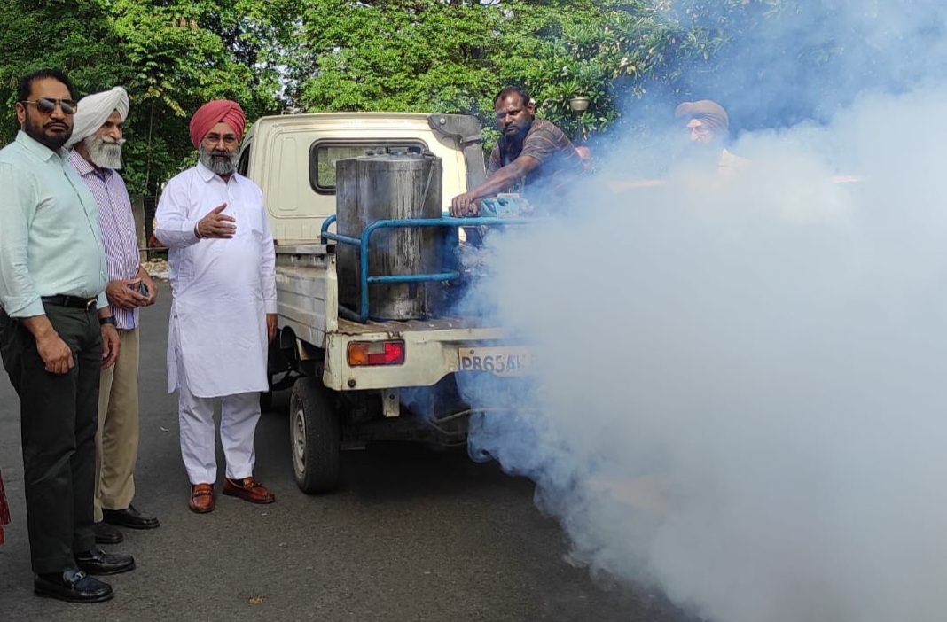Dengue-wary civic body starts fogging in Mohali