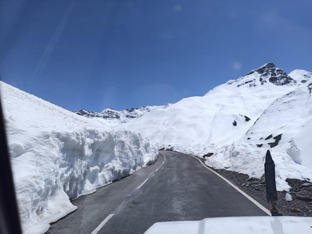 Manali-Leh highway opened to tourists