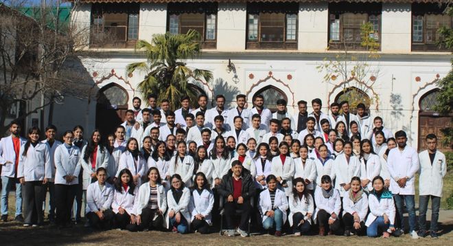 1st batch of docs passes out of Chamba college
