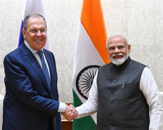 India, Russia explore rupee-rouble trade