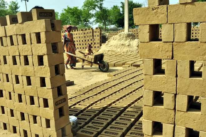 40 brick kilns raided by PPCB teams