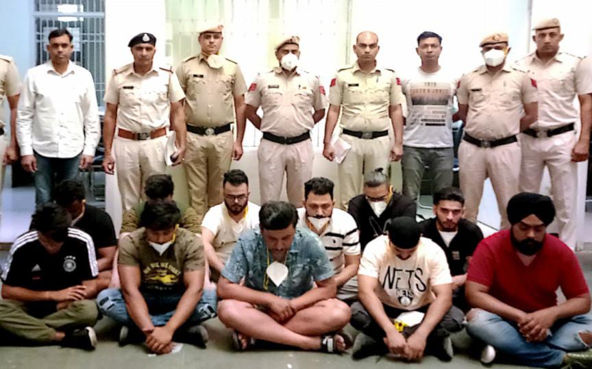 Bogus call centre busted in Gurugram