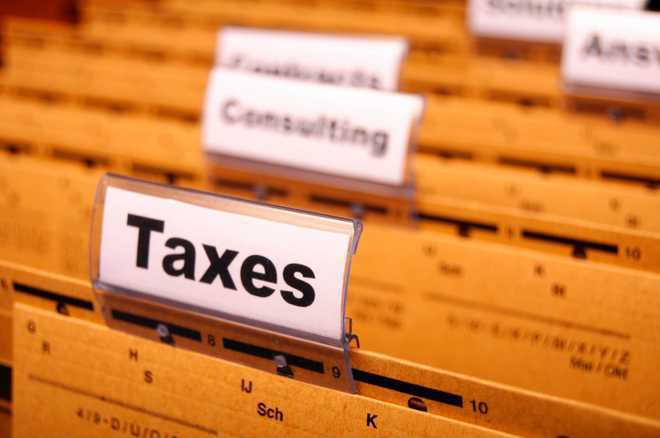 Tax Commissioner meets officials in Ludhiana