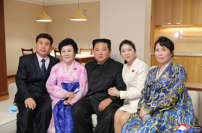 Know who is 'pink lady' in North Korea and why Kim Jong Un gave her a luxury home
