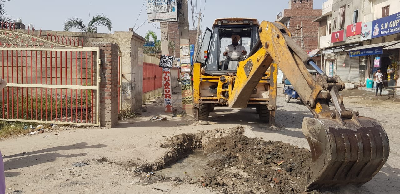 Ludhiana civic body cuts 10 more sewer connections in 9 illegal colonies