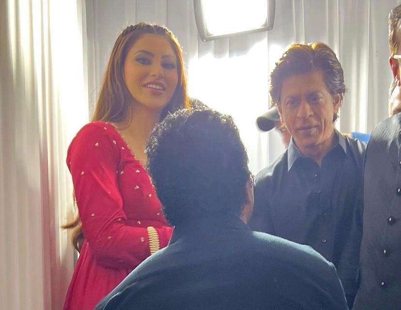 Urvashi Rautela: I would really wait for the opportunity to share the screen with Shah Rukh Khan