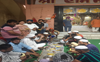Setting example of harmony Hindu  bodies host roza iftar at Ram Mandir
