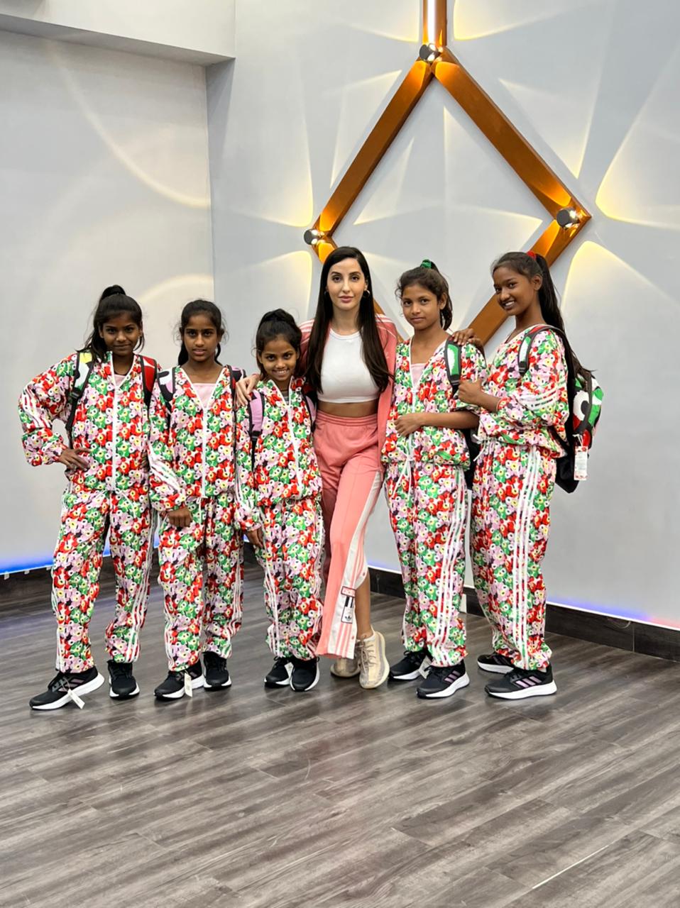 Nora Fatehi gifts dancing gear to underprivileged contestants on Dance Deewane Juniors