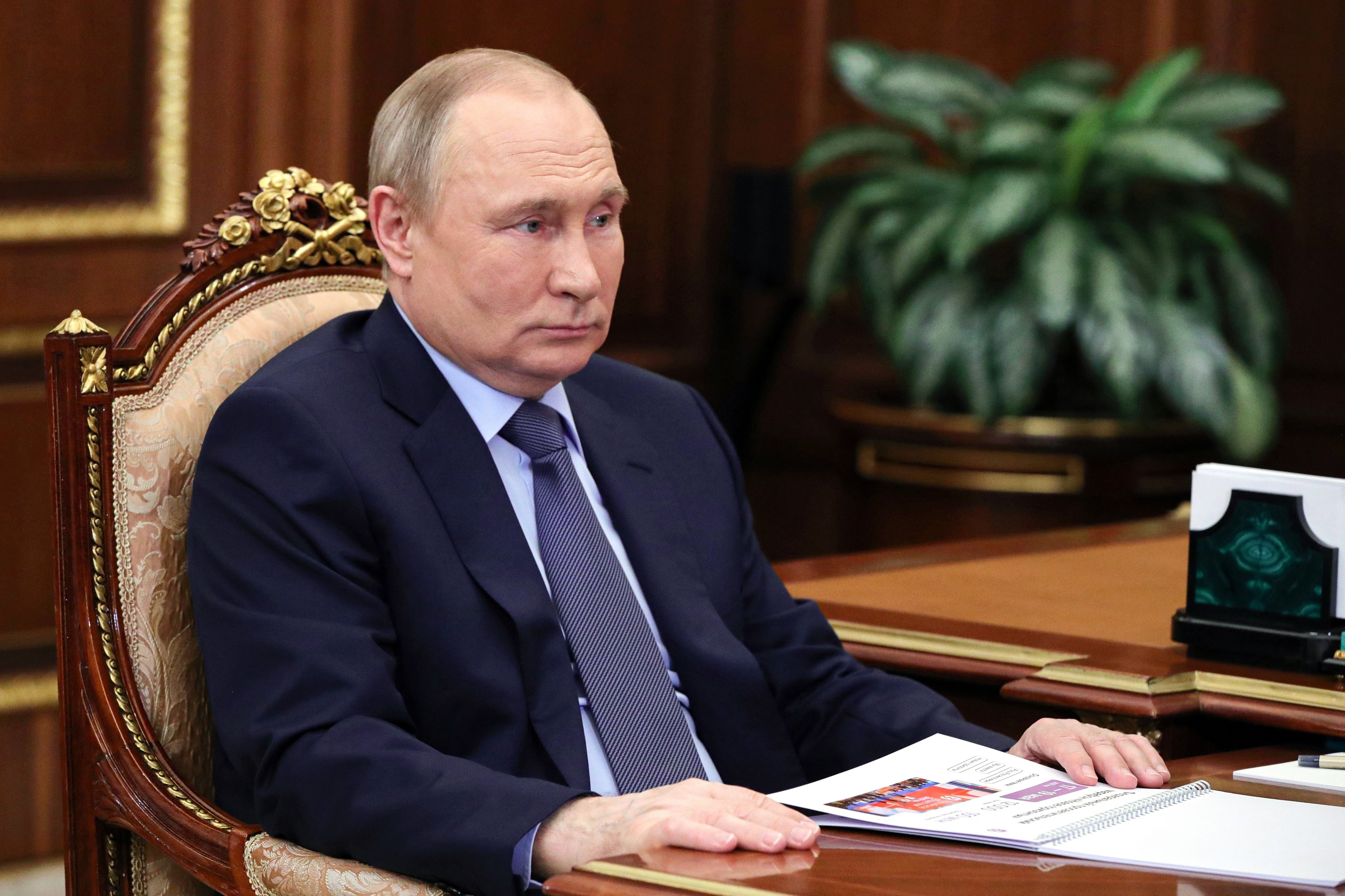 블라디미르 푸틴 러시아 총리, ‘백혈병에 심하게 앓다’ 보도