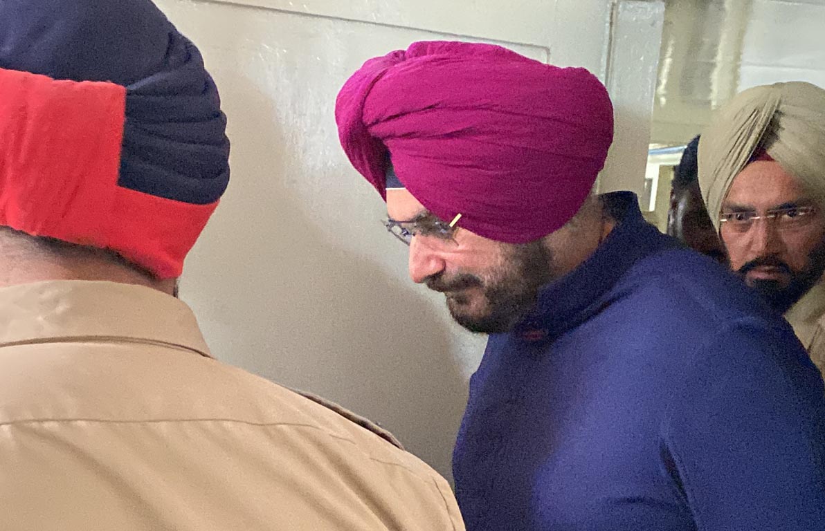 Navjot Singh Sidhu to do clerical job at Patiala Central Jail for 5 hours daily