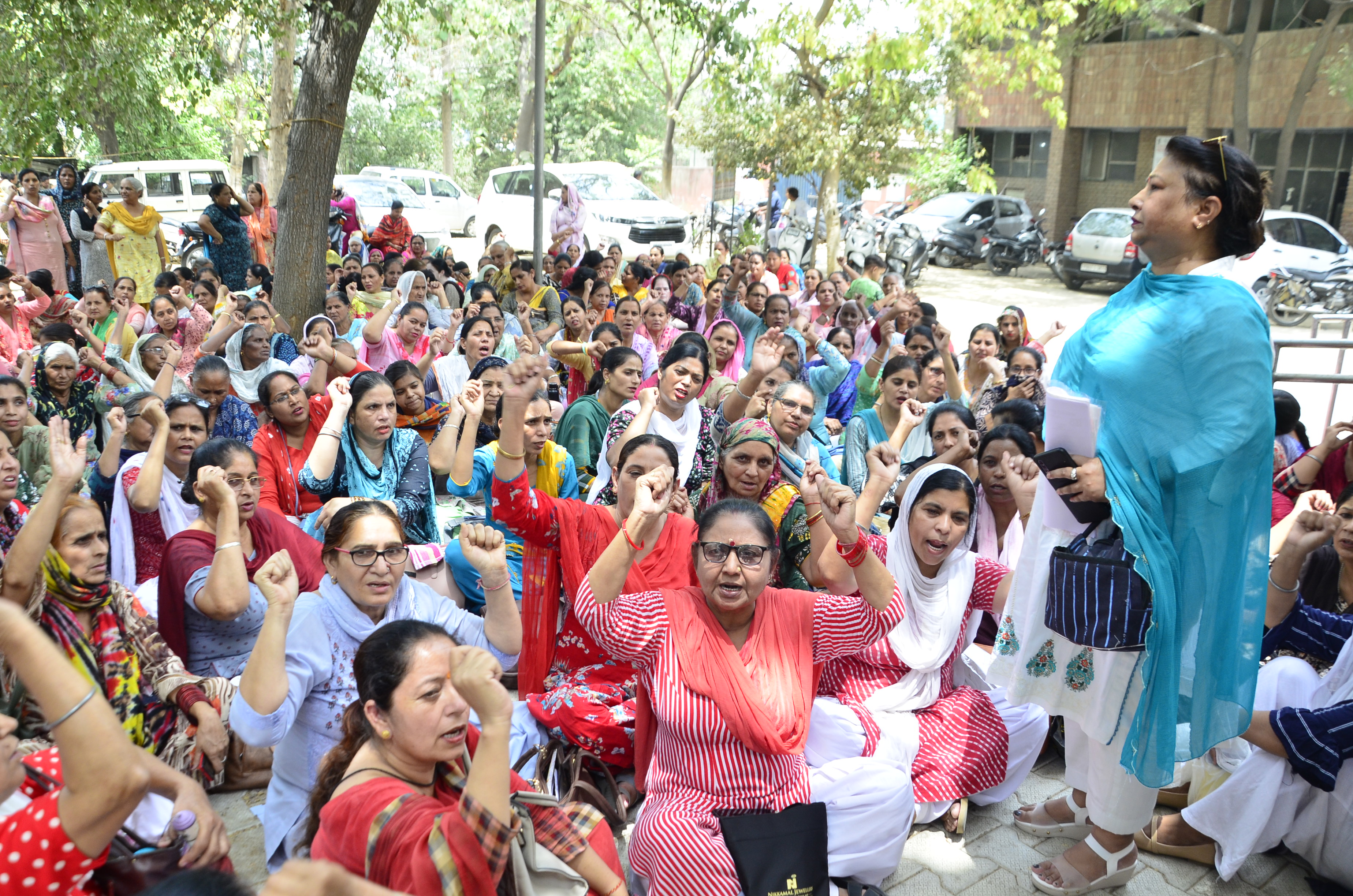 Anganwadi workers protest over non-release of salaries, inflation