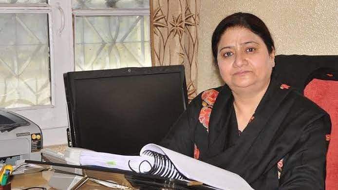 LG Manoj Sinha appoints Prof Nilofer Khan as first woman vice chancellor of Kashmir University