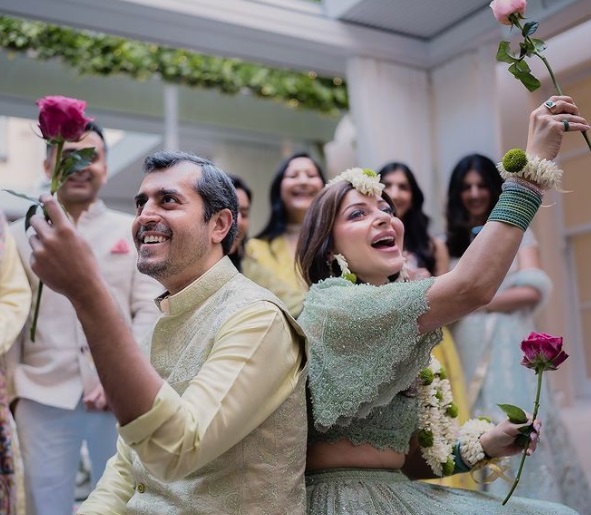 Singer Kanika Kapoor marries businessman Gautam Hathiramani in private ceremony