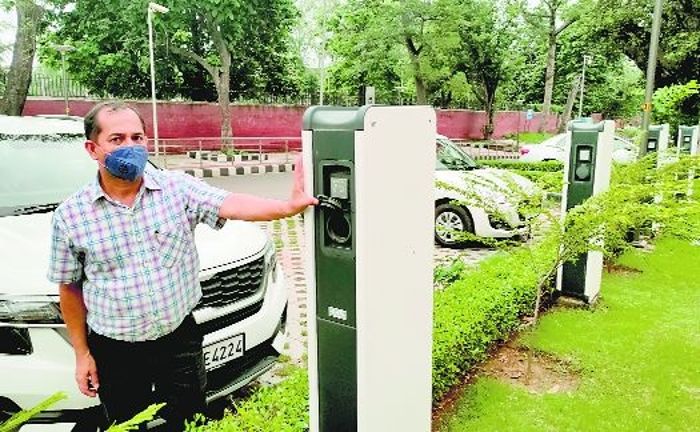 Exchange electric vehicles' batteries at 26 stations in Chandigarh soon