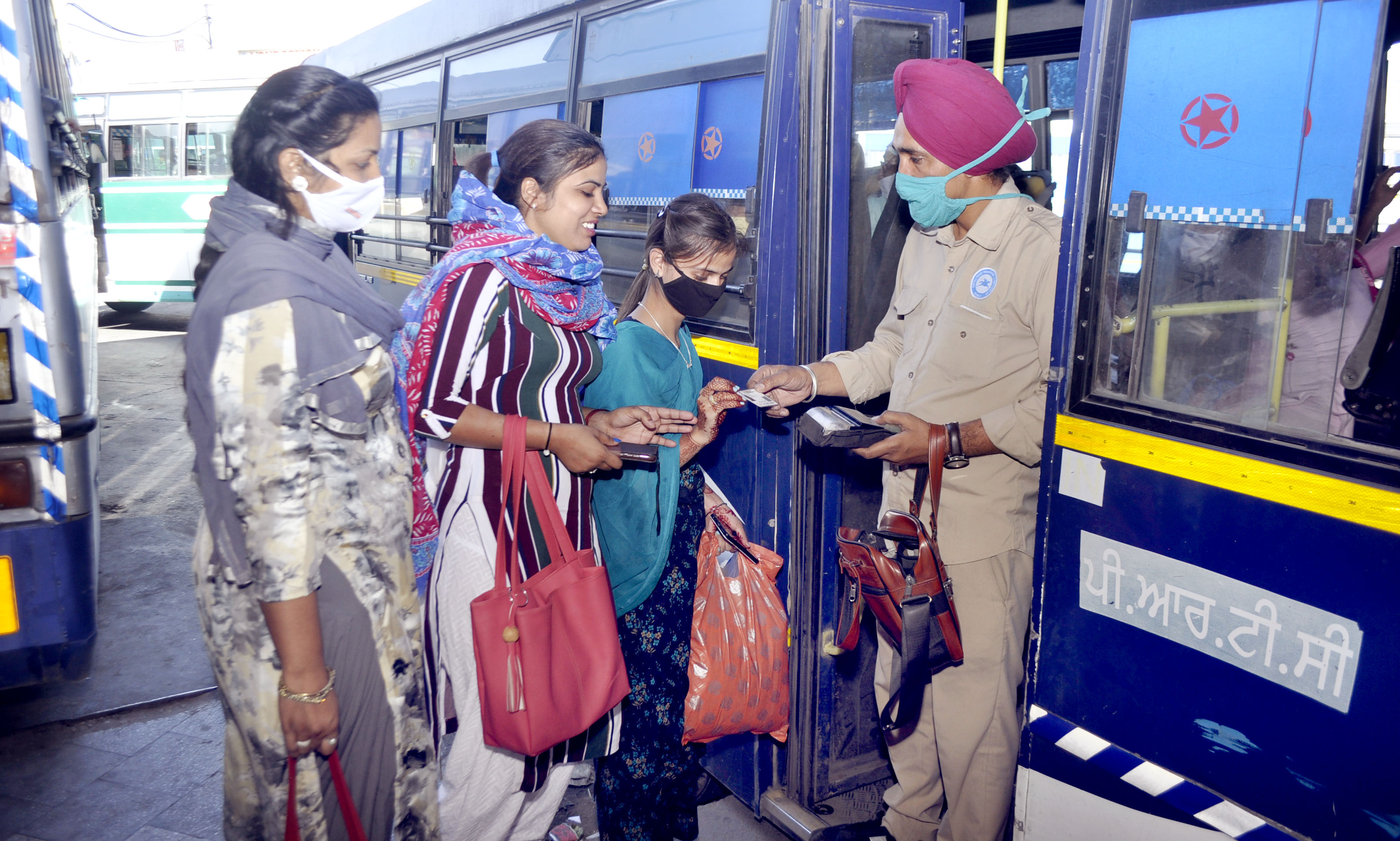 Dues pending, free bus travel takes Punjab Govt on Rs 114 crore ride