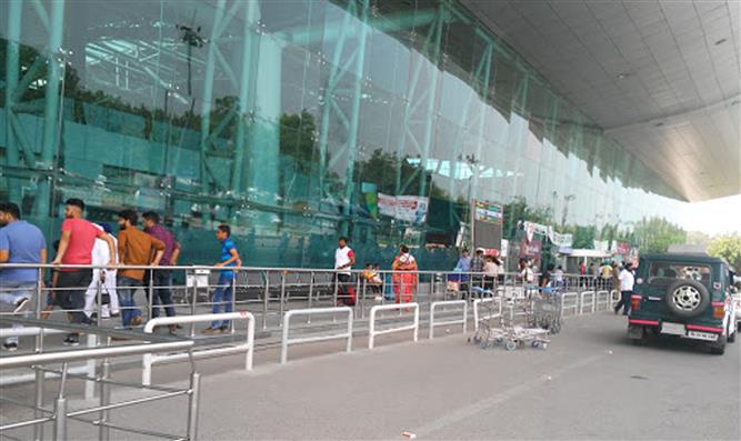 10 flights from Delhi diverted to Amritsar airport after heavy rain