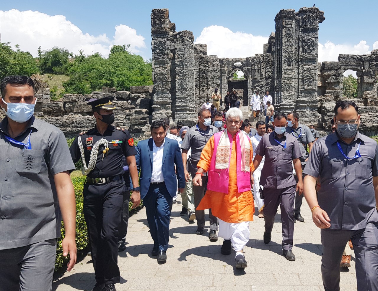 Lt-Governor Manoj Sinha holds prayers at J-K's Martand Sun temple, ASI raises concern