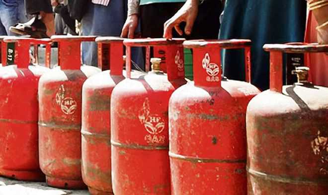 LPG price hiked by Rs 3.50 per cylinder, second increase this month