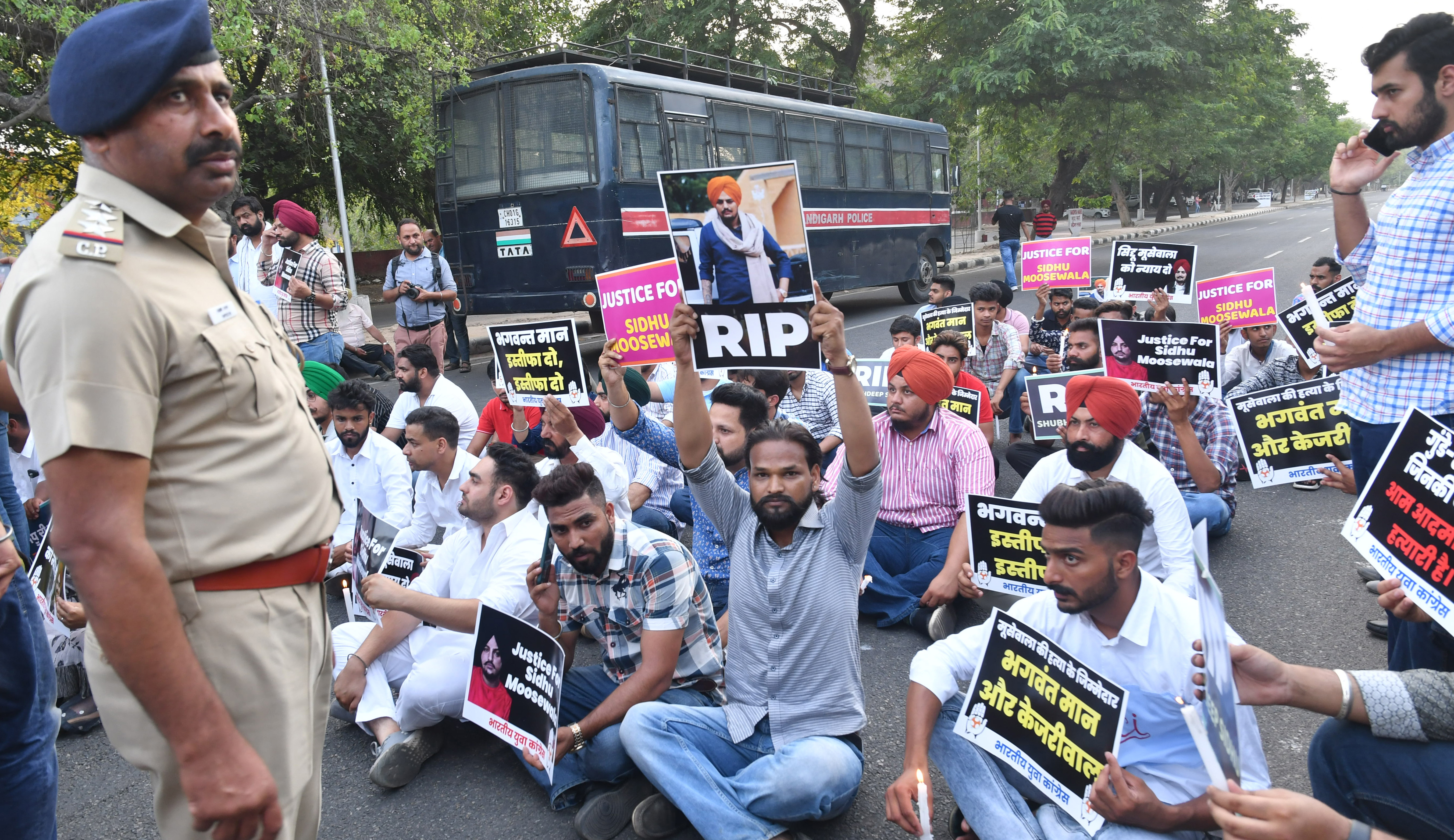 Youth Congress takes out candle march in memory of Sidhu Moosewala in Chandigarh