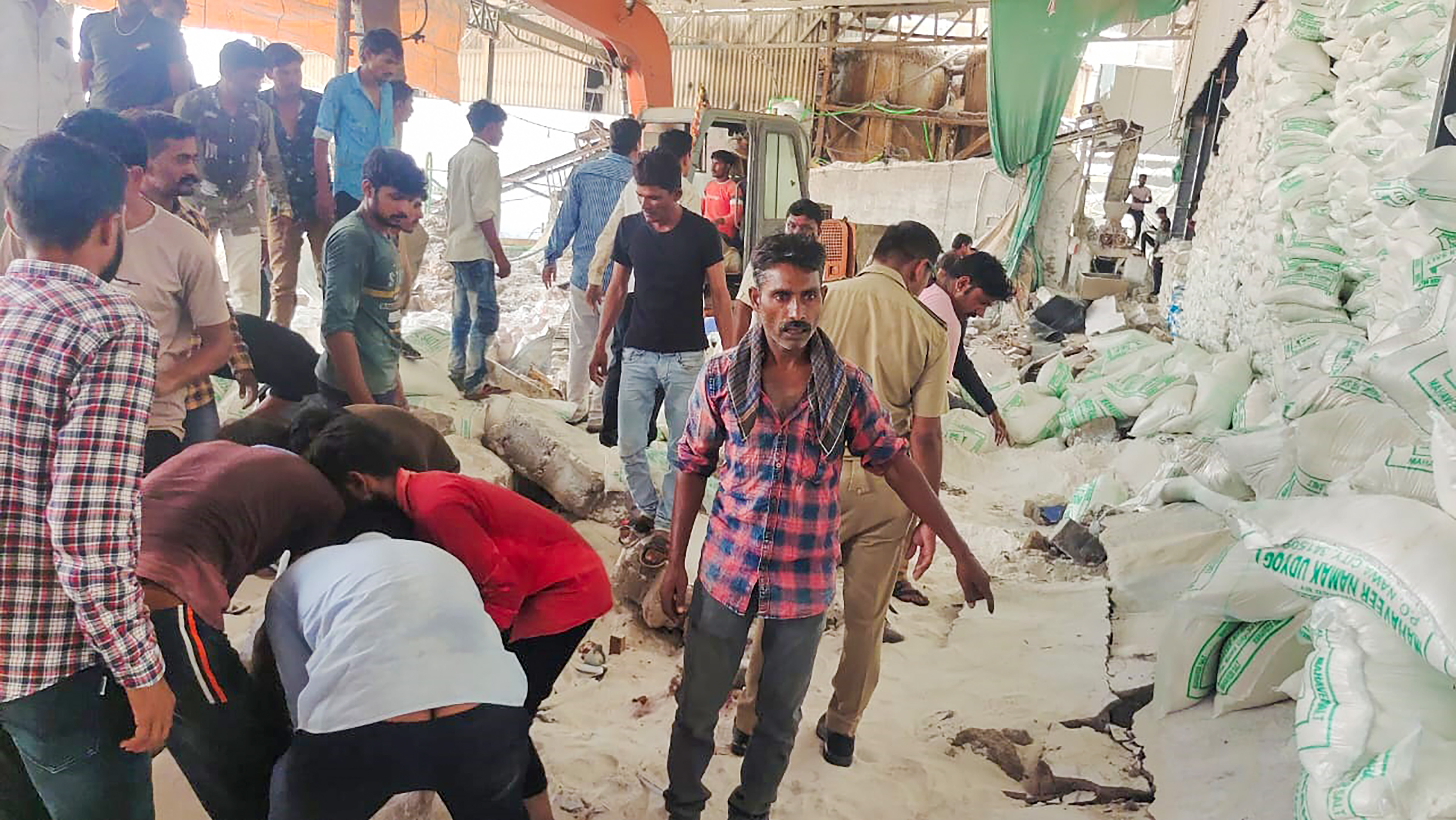 12 labourers killed in wall collapse at factory in Gujarat's Morbi district