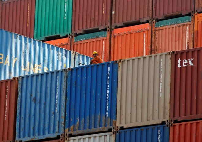India's exports jump 31% to $40 billion in April