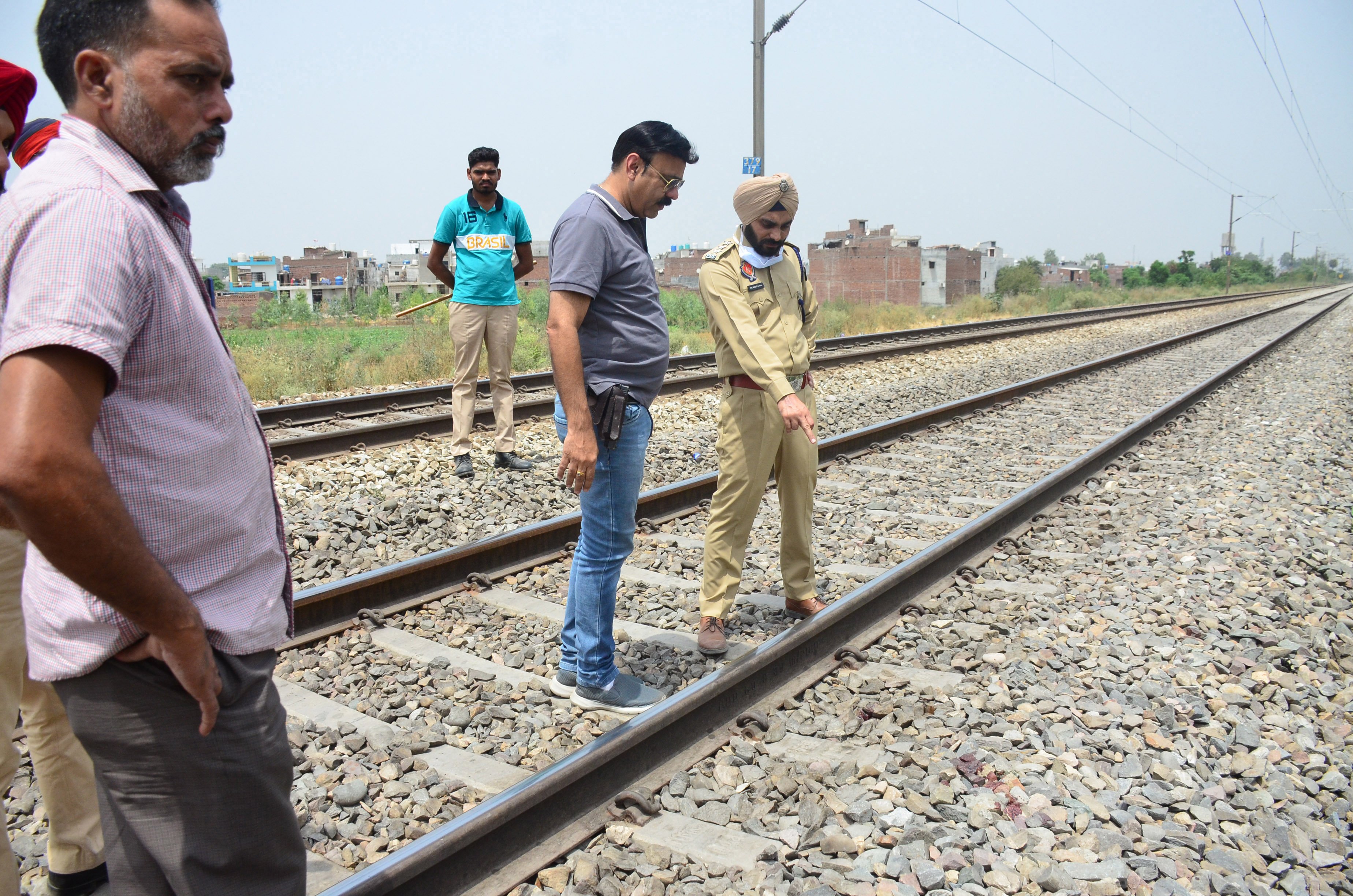 Man found dead on railway tracks
