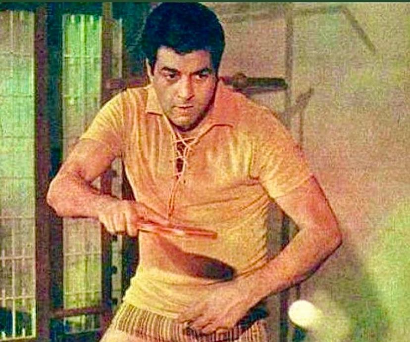 Dharmendra shares rib-tickling clip from ‘Chupke Chupke’; fans call it wonderful movie of ‘Golden Era of Bollywood’