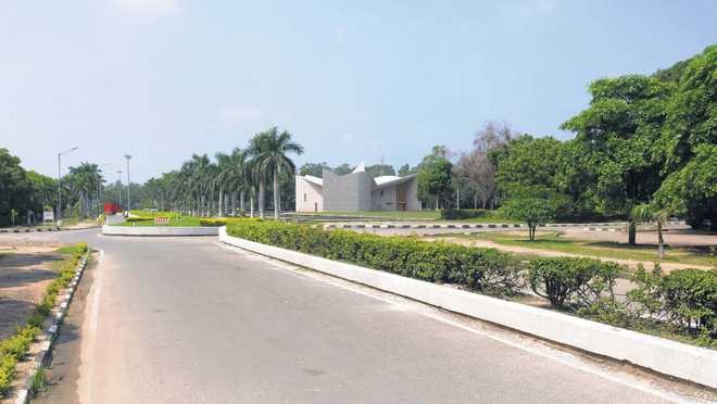 Panjab University set to prepone  summer vacation
