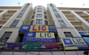 LIC sees lacklustre debut, lists at over 8% discount