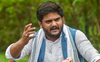 Hardik removes Cong reference from Twitter