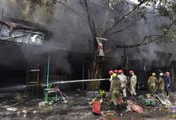 Over 20 shops gutted in massive fire at Delhi’s Jhandewalan cycle market
