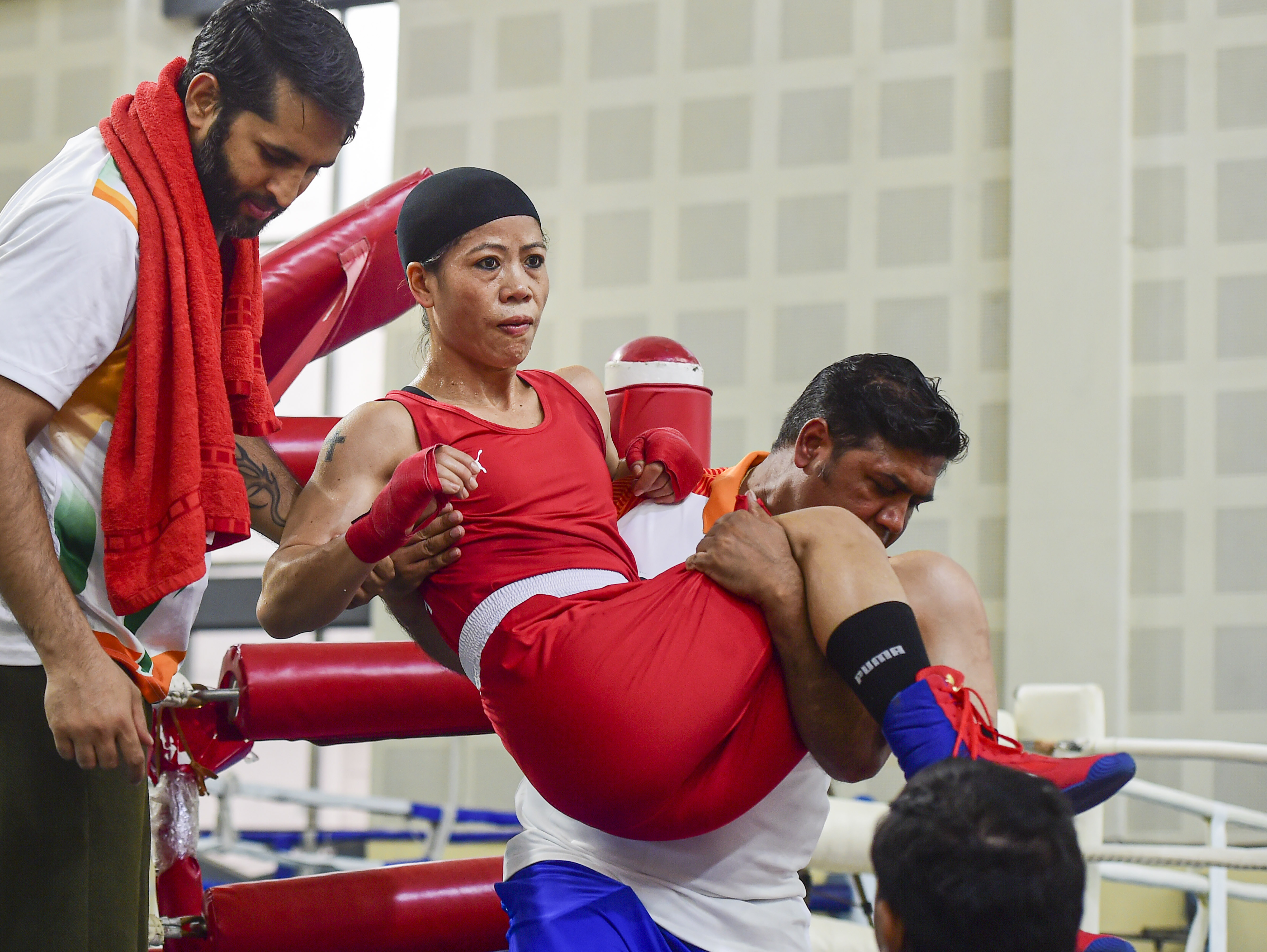 Mary Kom down on her knees