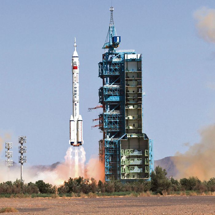 China launches six-month space mission