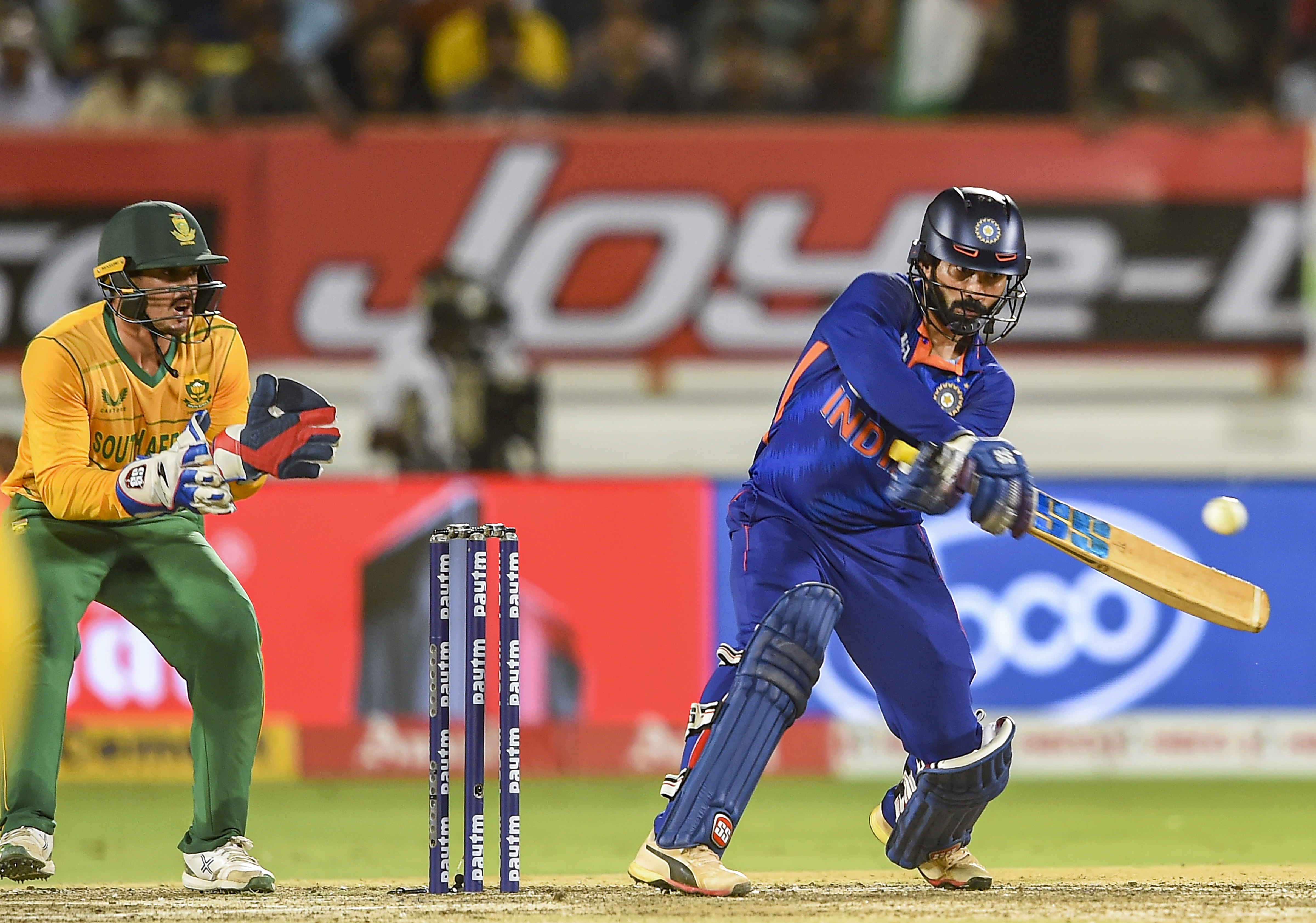 India beat SA by 82 runs to take series to decider