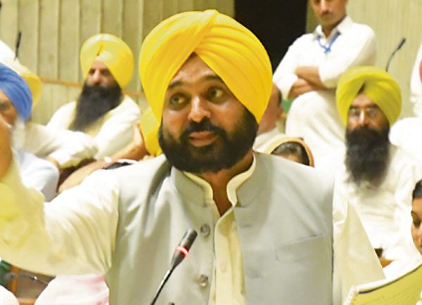 Punjab caught in debt trap, total  liability Rs 2.85L crore: White Paper