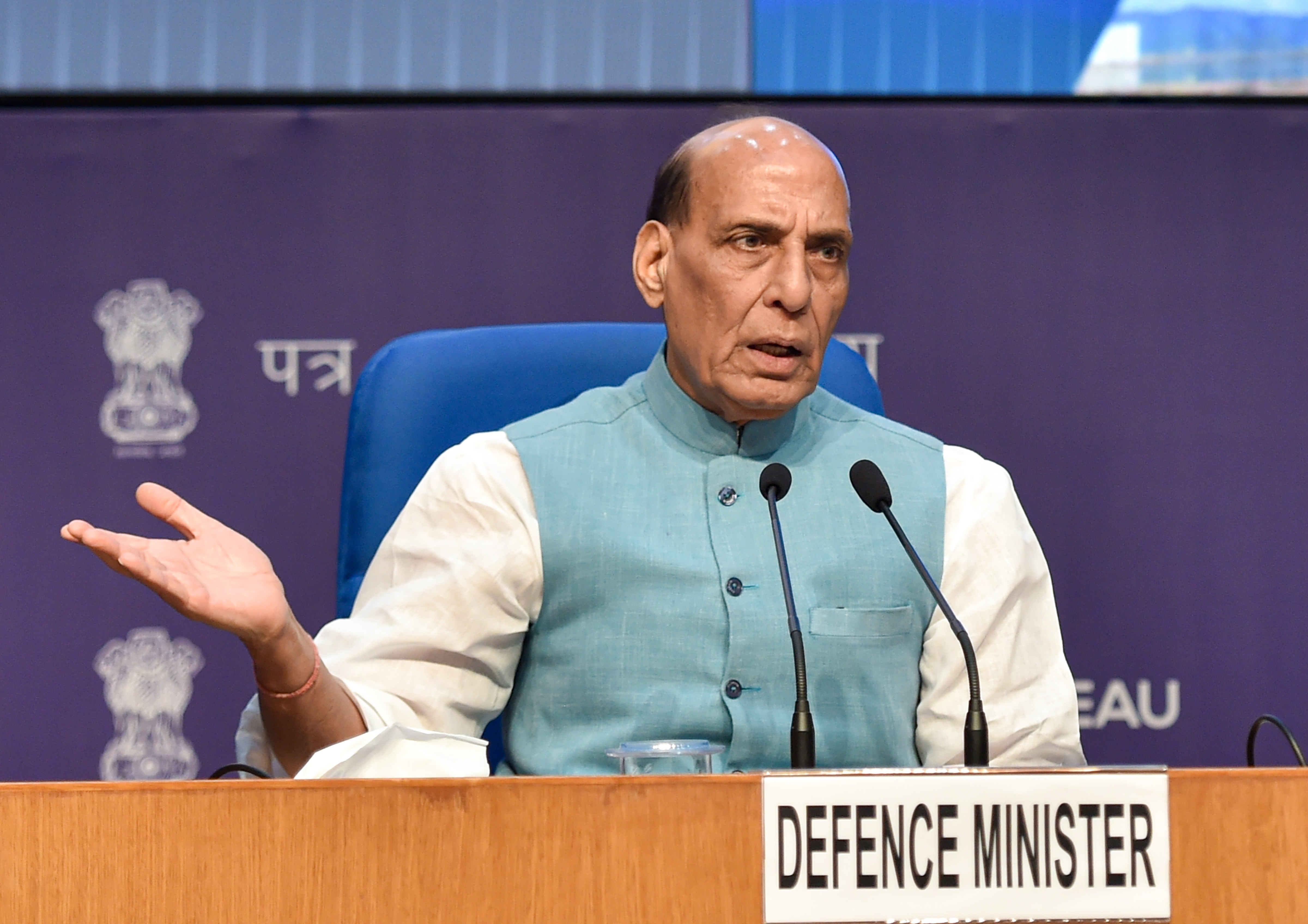 Presidential poll: Rajnath reaches out to Congress as cracks appear in opposition camp
