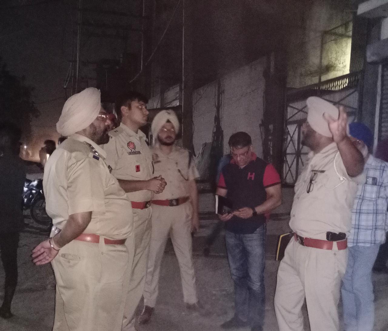 Private company employee shot at, robbed of Rs 3 lakh in Ludhiana