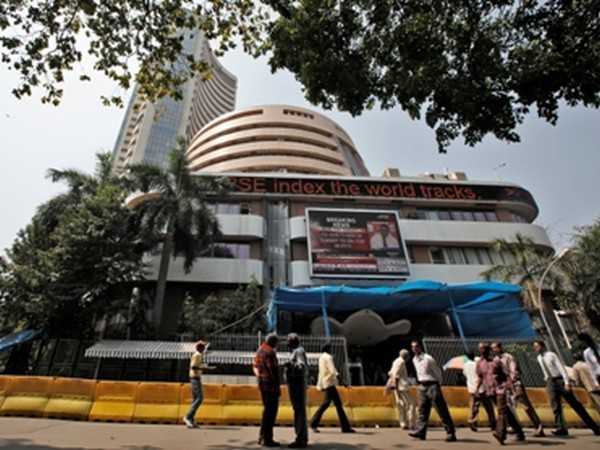 Sensex tanks 246 points in early trade amid weak Asian markets