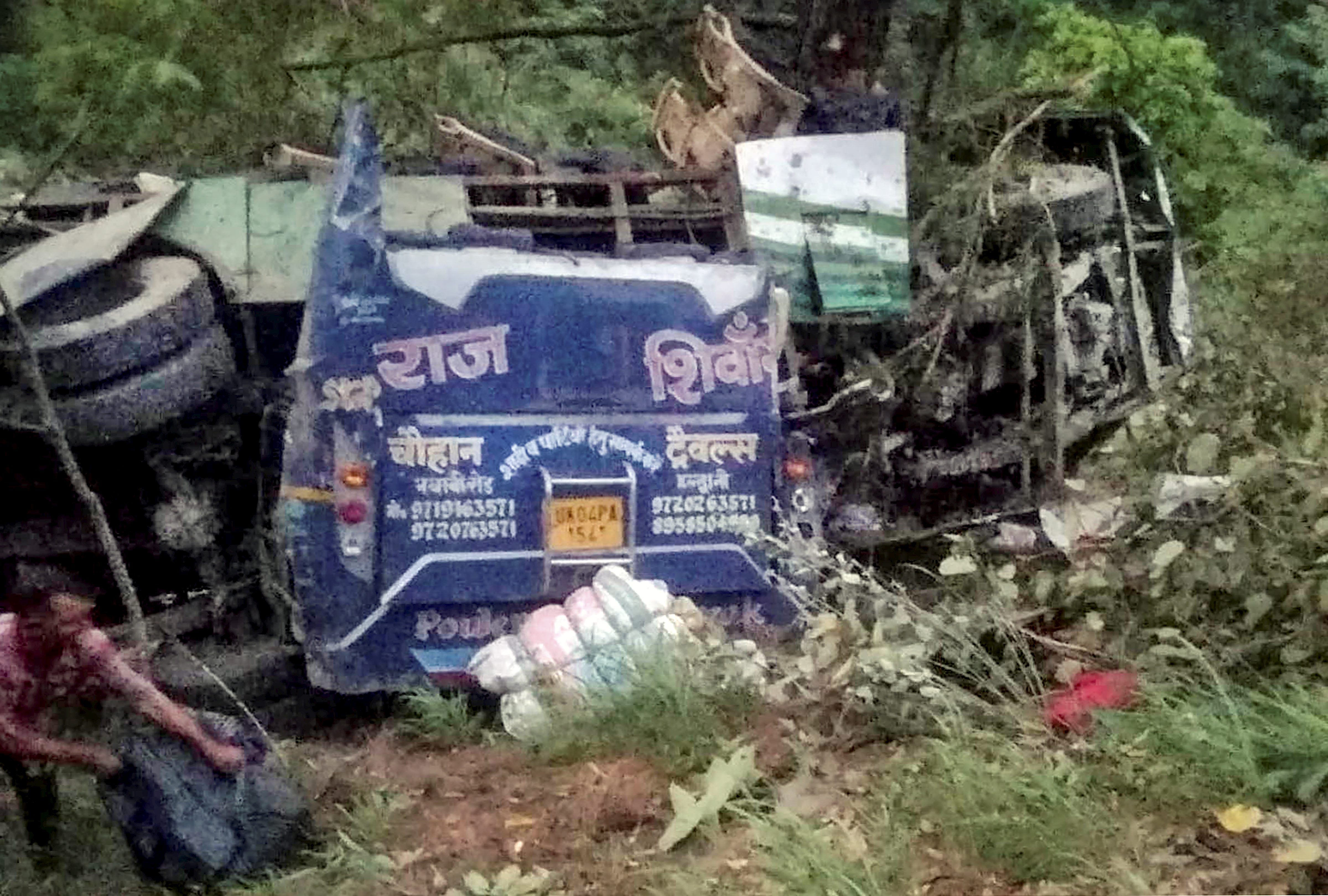 25 pilgrims killed as bus falls into gorge on way to Yamunotri in Uttarakhand