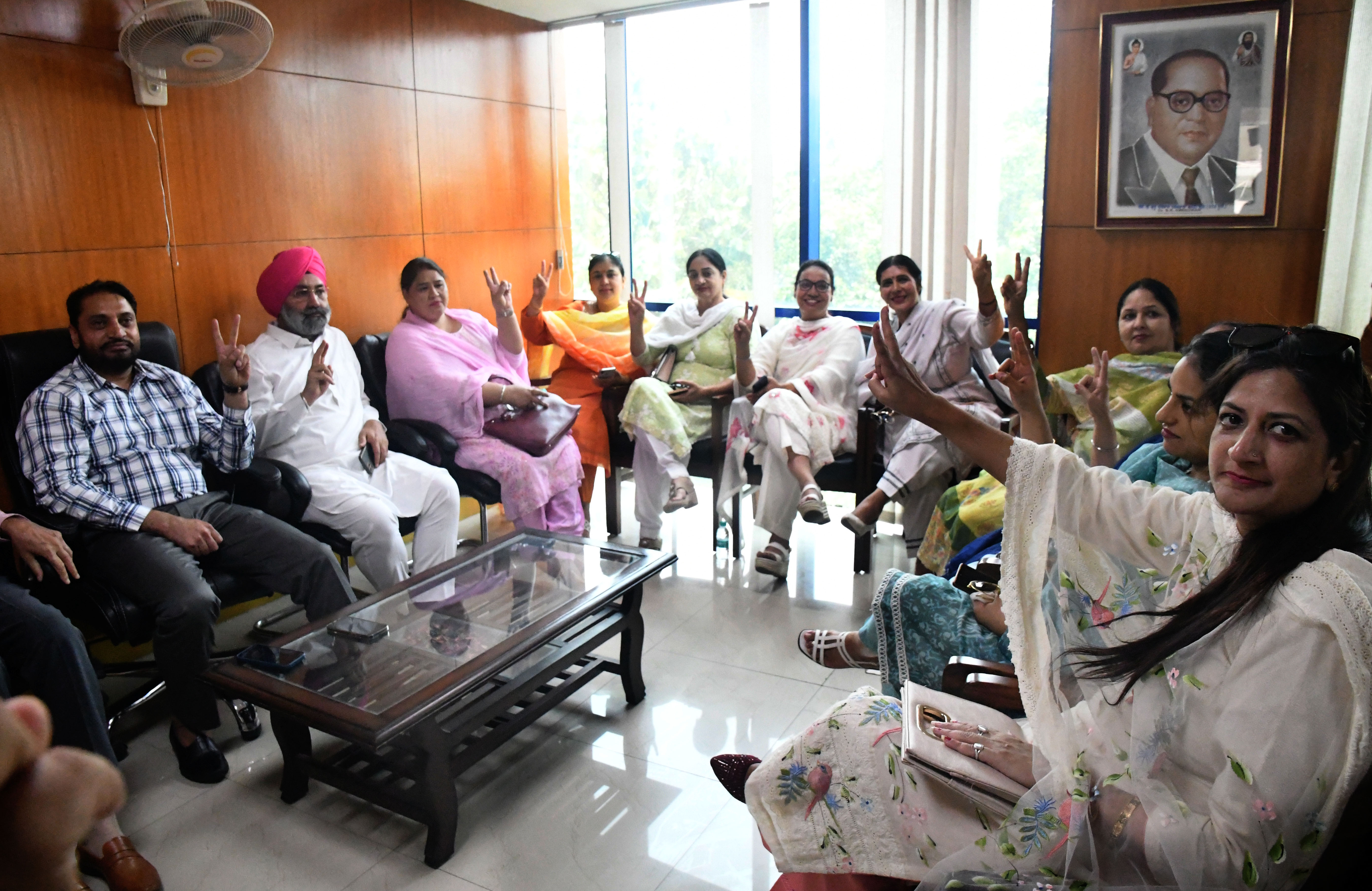 26 Congress councillors lend support to Mohali Mayor who recently joined BJP