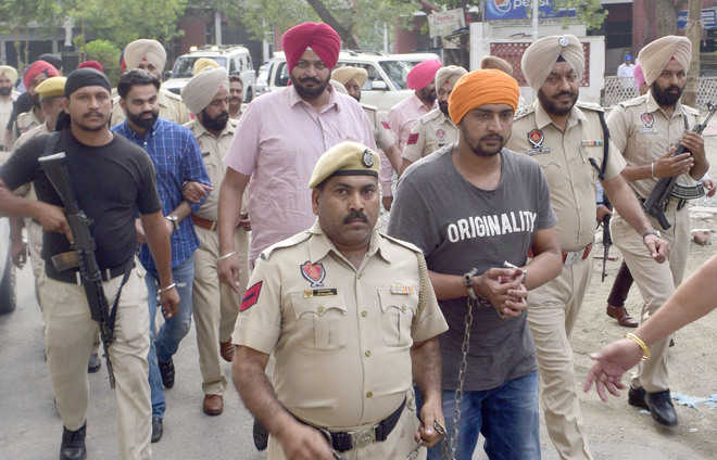 Gangster Jaggu Bhagwanpuria presented in Mansa court in connection with Sidhu Moosewala's murder