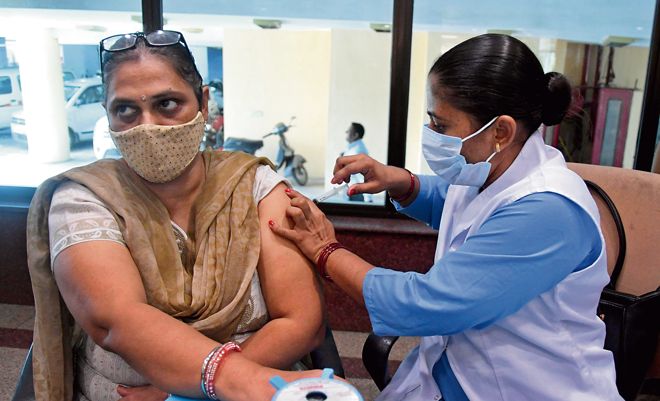 Vaccination averted 42 lakh Covid deaths in India: Lancet