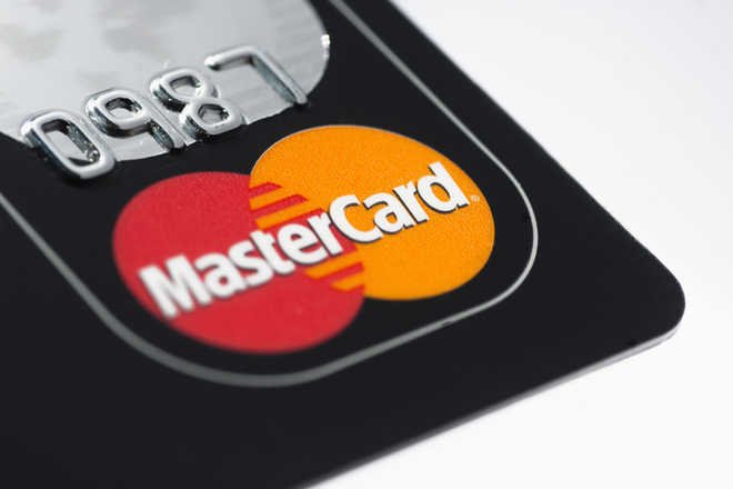 Curbs on Mastercard go, can take new customers