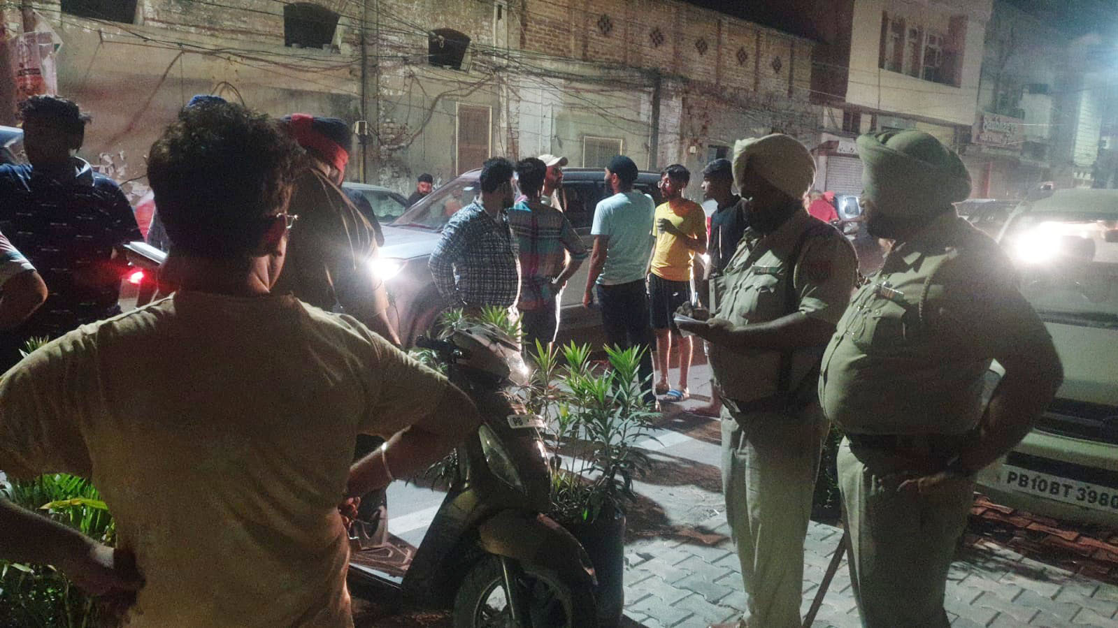 Youth shot at by bike-borne persons in Ludhiana