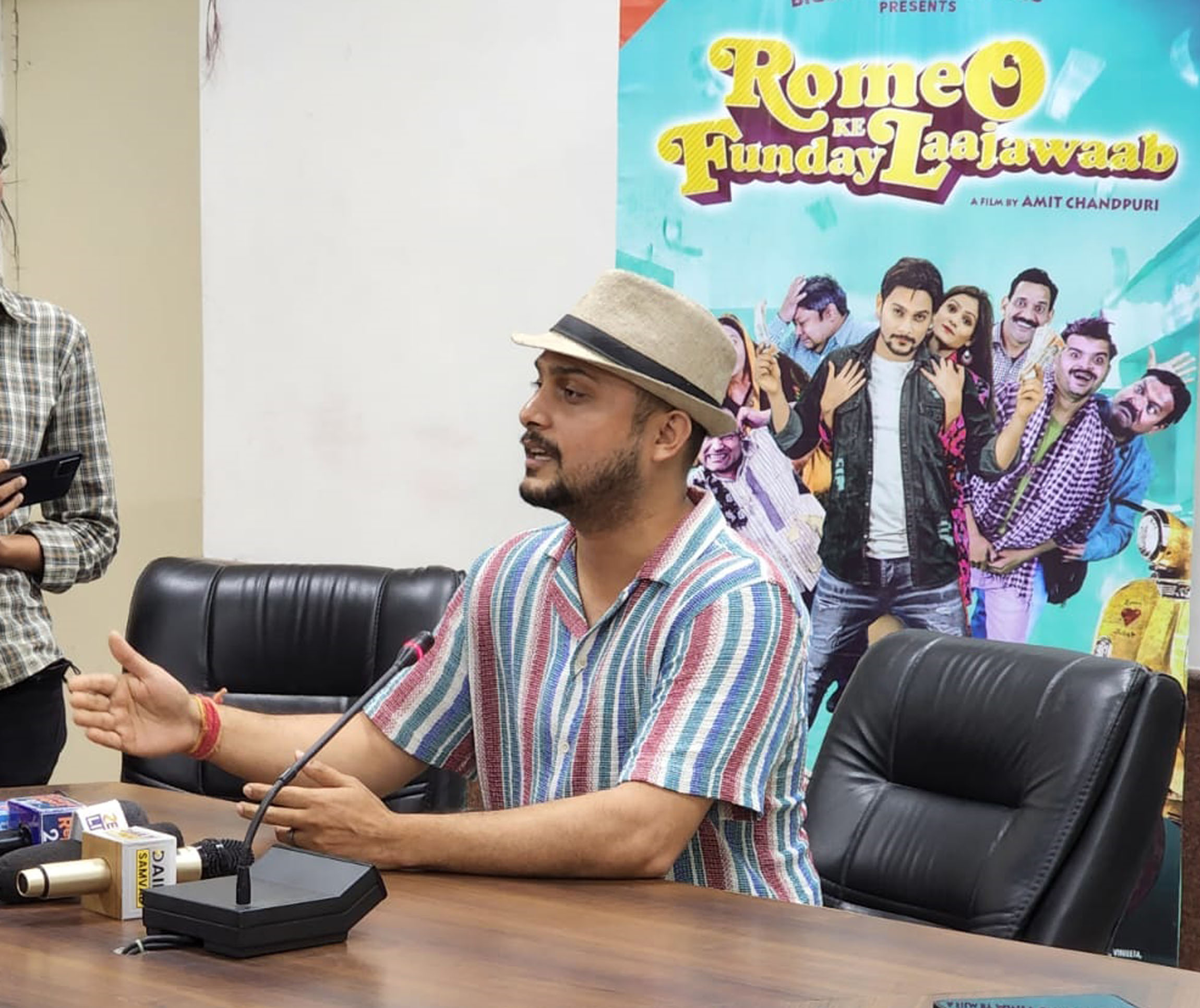 Hindi movie 'Romeo Ke Funday Laajawab' star cast comes calling to Jalandhar